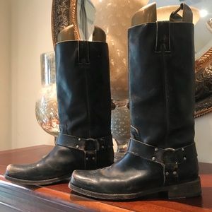 🌹Like New Frye Smith Harness Boot